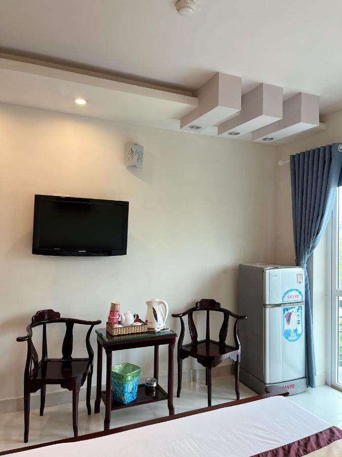 Thien Ha Hotel Thu Dau Mot エクステリア 写真