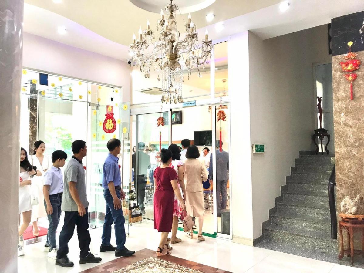 Thien Ha Hotel Thu Dau Mot エクステリア 写真